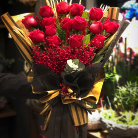  Ankara Çiçek Siparişi  15 Kırmızı Gül Buketi