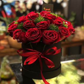 Ankara Çiçekçi Classic Red Rose Box